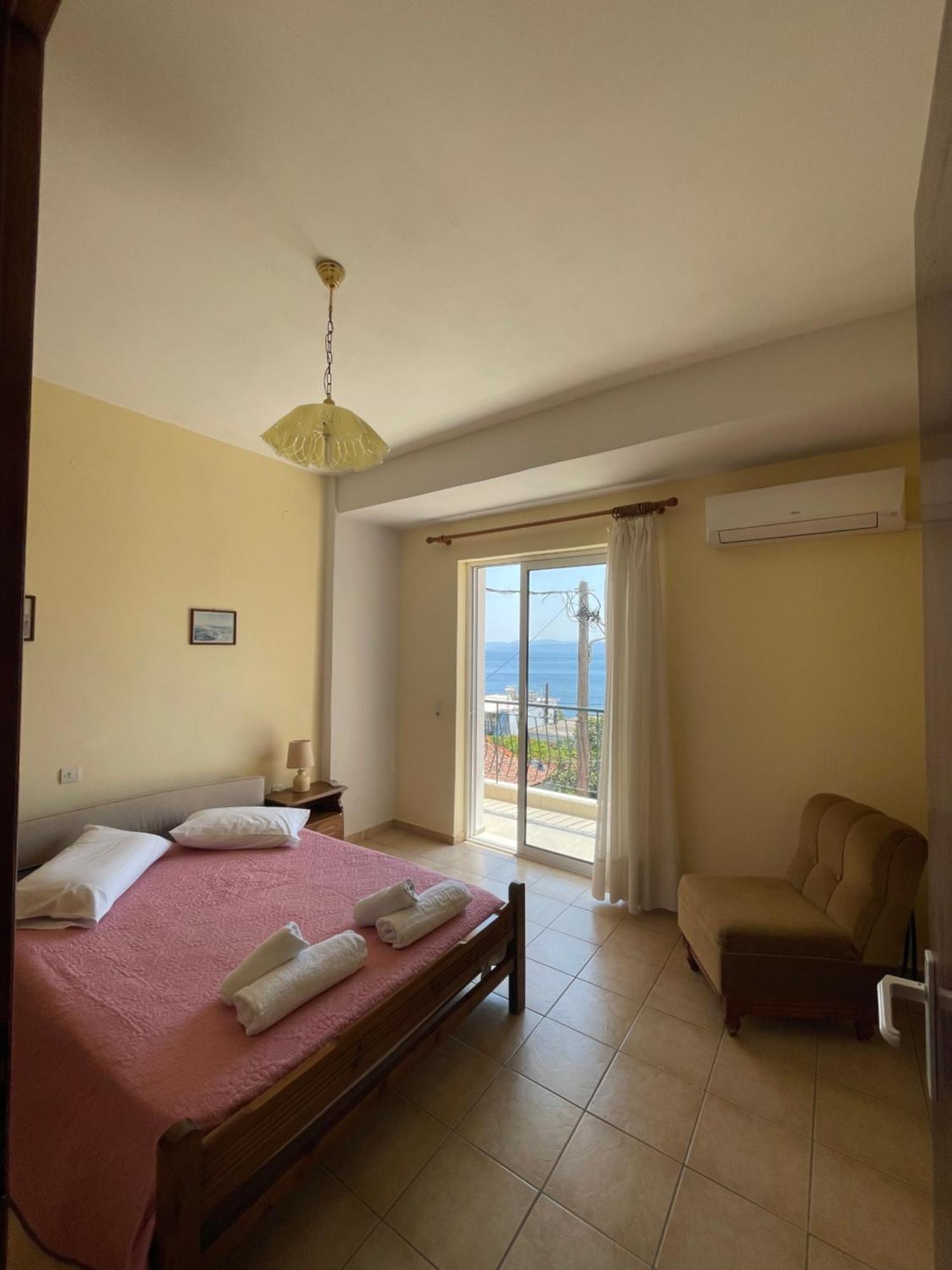 Tasos Manaritsas Rooms Khrónia Exteriör bild