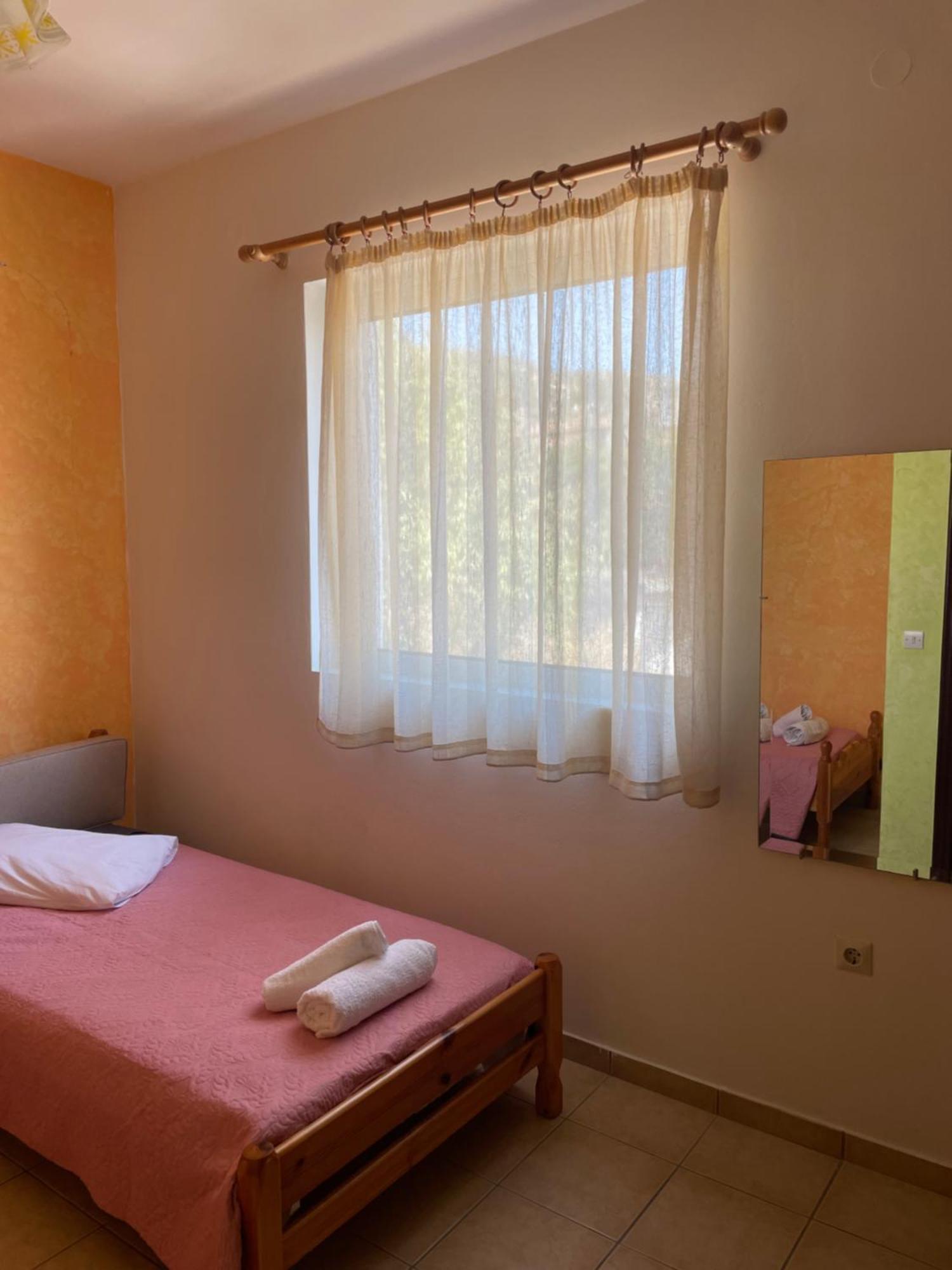 Tasos Manaritsas Rooms Khrónia Exteriör bild